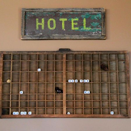 The Brewster Inn Декстер Екстер'єр фото