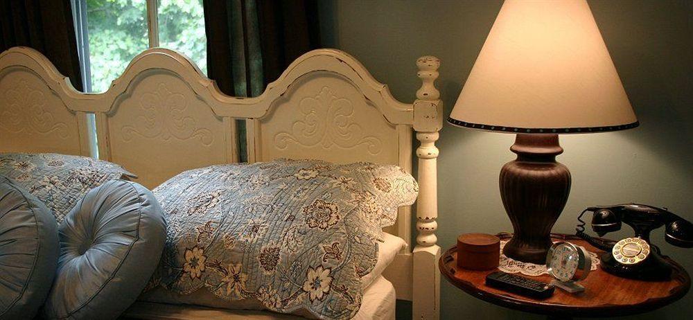 The Brewster Inn Декстер Екстер'єр фото
