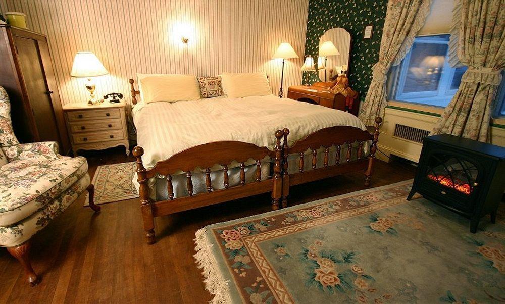 The Brewster Inn Декстер Екстер'єр фото